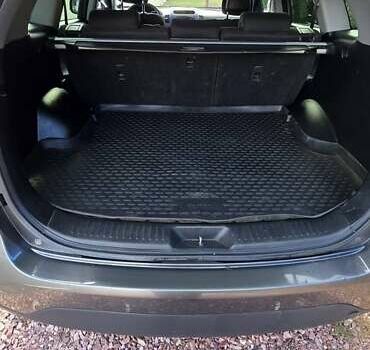 Серый Киа Соренто, объемом двигателя 2.2 л и пробегом 183 тыс. км за 15000 $, фото 3 на Automoto.ua