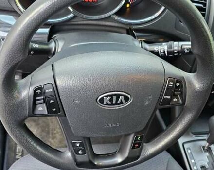 Киа Соренто 2013 в Киеве на Automoto.ua Серый Киа Соренто, объемом двигателя 2.4 л и пробегом 230 тыс. км за 9999 $, фото 9 на Automoto.ua