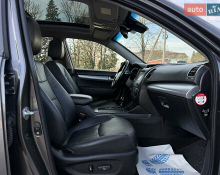 Серый Киа Соренто, объемом двигателя 2.2 л и пробегом 265 тыс. км за 15800 $, фото 39 на Automoto.ua