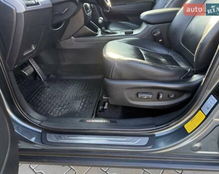 Кіа Соренто 2013 у Чернівцях на Automoto.ua Сірий Кіа Соренто, об'ємом двигуна 2.2 л та пробігом 216 тис. км за 15800 $, фото 63 на Automoto.ua