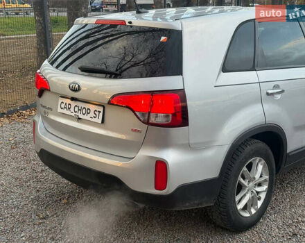 Серый Киа Соренто, объемом двигателя 2.36 л и пробегом 195 тыс. км за 10900 $, фото 13 на Automoto.ua