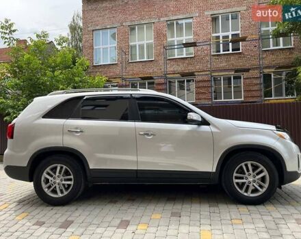 Серый Киа Соренто, объемом двигателя 2.4 л и пробегом 140 тыс. км за 13500 $, фото 3 на Automoto.ua