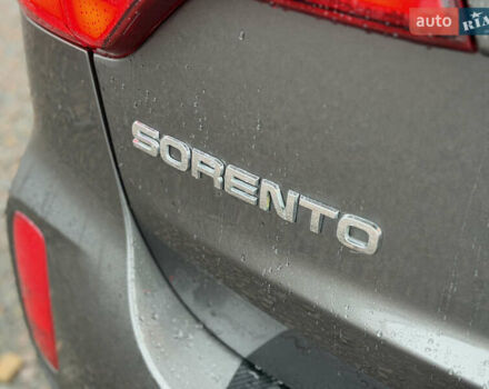 Серый Киа Соренто, объемом двигателя 2.2 л и пробегом 143 тыс. км за 17400 $, фото 13 на Automoto.ua