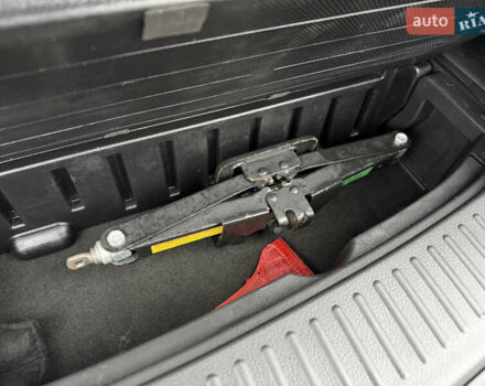 Серый Киа Соренто, объемом двигателя 2.2 л и пробегом 143 тыс. км за 17400 $, фото 38 на Automoto.ua