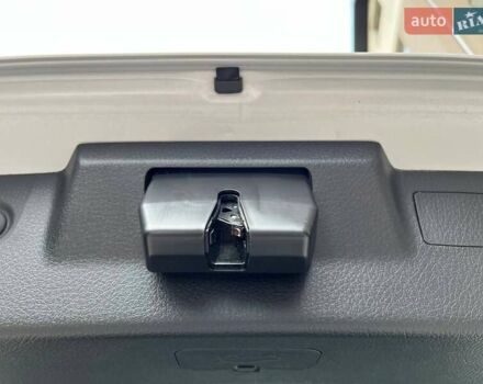 Серый Киа Соренто, объемом двигателя 2.4 л и пробегом 140 тыс. км за 13500 $, фото 33 на Automoto.ua