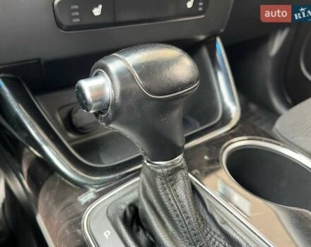 Серый Киа Соренто, объемом двигателя 2.4 л и пробегом 140 тыс. км за 13500 $, фото 18 на Automoto.ua