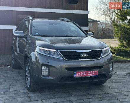 Серый Киа Соренто, объемом двигателя 2.2 л и пробегом 265 тыс. км за 15800 $, фото 2 на Automoto.ua