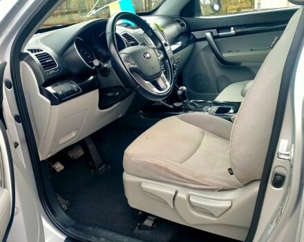 Серый Киа Соренто, объемом двигателя 2.4 л и пробегом 0 тыс. км за 12500 $, фото 1 на Automoto.ua