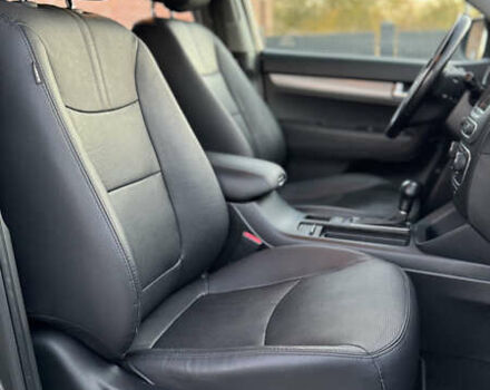 Сірий Кіа Соренто, об'ємом двигуна 2.2 л та пробігом 230 тис. км за 17100 $, фото 45 на Automoto.ua