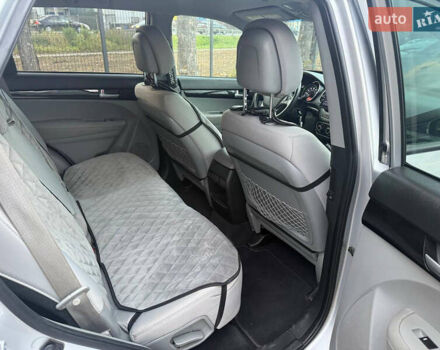 Серый Киа Соренто, объемом двигателя 2.36 л и пробегом 195 тыс. км за 10900 $, фото 42 на Automoto.ua