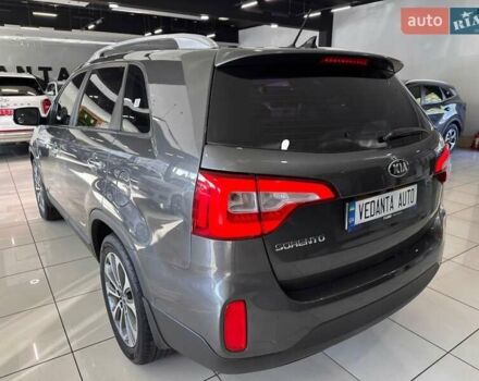 Сірий Кіа Соренто, об'ємом двигуна 2 л та пробігом 156 тис. км за 15900 $, фото 7 на Automoto.ua