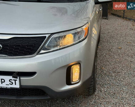 Серый Киа Соренто, объемом двигателя 2.36 л и пробегом 195 тыс. км за 10900 $, фото 25 на Automoto.ua
