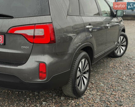 Серый Киа Соренто, объемом двигателя 2.2 л и пробегом 143 тыс. км за 17400 $, фото 51 на Automoto.ua