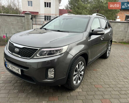 Серый Киа Соренто, объемом двигателя 2.2 л и пробегом 234 тыс. км за 16500 $, фото 2 на Automoto.ua