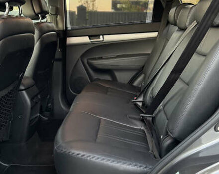 Сірий Кіа Соренто, об'ємом двигуна 2.2 л та пробігом 230 тис. км за 17100 $, фото 44 на Automoto.ua