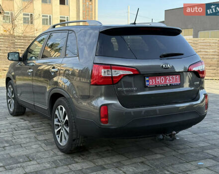 Серый Киа Соренто, объемом двигателя 2.2 л и пробегом 265 тыс. км за 15800 $, фото 16 на Automoto.ua