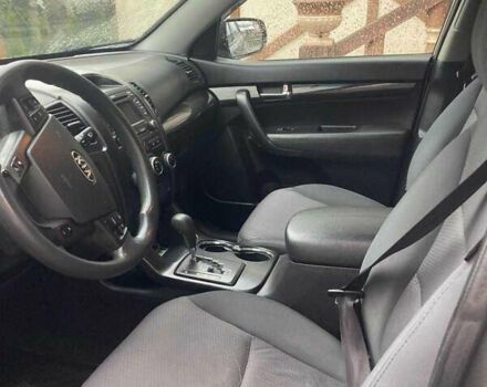 Серый Киа Соренто, объемом двигателя 2.4 л и пробегом 165 тыс. км за 12100 $, фото 3 на Automoto.ua