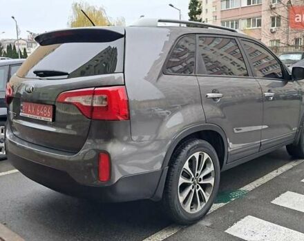 Серый Киа Соренто, объемом двигателя 2 л и пробегом 144 тыс. км за 16900 $, фото 4 на Automoto.ua