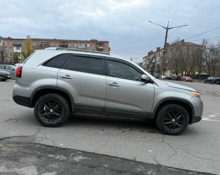 Серый Киа Соренто, объемом двигателя 2.3 л и пробегом 212 тыс. км за 12000 $, фото 3 на Automoto.ua