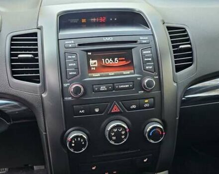 Киа Соренто 2013 в Киеве на Automoto.ua Серый Киа Соренто, объемом двигателя 2.4 л и пробегом 230 тыс. км за 9999 $, фото 2 на Automoto.ua