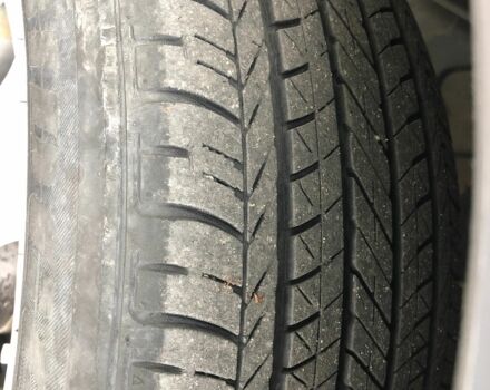 Серый Киа Соренто, объемом двигателя 2.4 л и пробегом 147 тыс. км за 11000 $, фото 11 на Automoto.ua