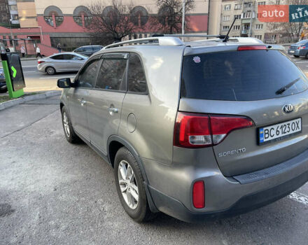 Сірий Кіа Соренто, об'ємом двигуна 2.36 л та пробігом 212 тис. км за 10000 $, фото 2 на Automoto.ua