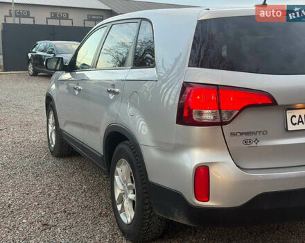 Серый Киа Соренто, объемом двигателя 2.36 л и пробегом 195 тыс. км за 10900 $, фото 10 на Automoto.ua