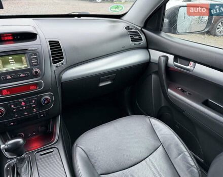 Серый Киа Соренто, объемом двигателя 2.2 л и пробегом 143 тыс. км за 17400 $, фото 60 на Automoto.ua