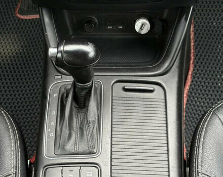 Серый Киа Соренто, объемом двигателя 2.2 л и пробегом 200 тыс. км за 15600 $, фото 16 на Automoto.ua