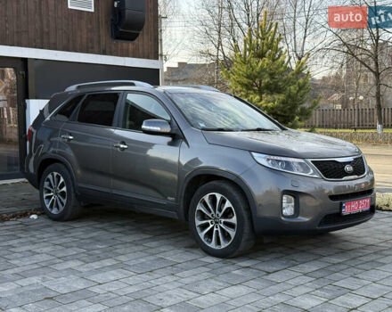 Серый Киа Соренто, объемом двигателя 2.2 л и пробегом 265 тыс. км за 15800 $, фото 4 на Automoto.ua