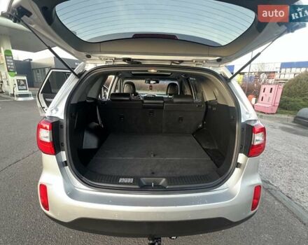 Серый Киа Соренто, объемом двигателя 2.2 л и пробегом 170 тыс. км за 17799 $, фото 117 на Automoto.ua