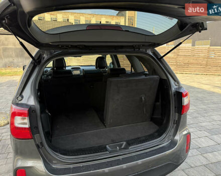 Серый Киа Соренто, объемом двигателя 2.2 л и пробегом 265 тыс. км за 15800 $, фото 23 на Automoto.ua