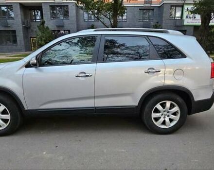Киа Соренто 2013 в Киеве на Automoto.ua Серый Киа Соренто, объемом двигателя 2.4 л и пробегом 230 тыс. км за 9999 $, фото 21 на Automoto.ua