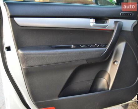 Серый Киа Соренто, объемом двигателя 2.2 л и пробегом 170 тыс. км за 17799 $, фото 93 на Automoto.ua