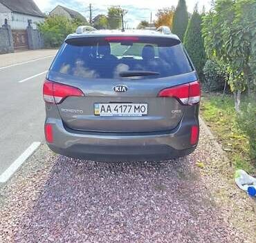 Серый Киа Соренто, объемом двигателя 2.2 л и пробегом 183 тыс. км за 15000 $, фото 5 на Automoto.ua