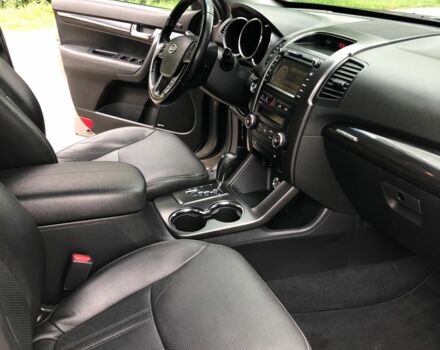 Серый Киа Соренто, объемом двигателя 2.4 л и пробегом 147 тыс. км за 11000 $, фото 5 на Automoto.ua