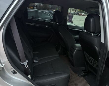 Серый Киа Соренто, объемом двигателя 2.3 л и пробегом 212 тыс. км за 12000 $, фото 11 на Automoto.ua