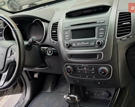 Серый Киа Соренто, объемом двигателя 2 л и пробегом 144 тыс. км за 16900 $, фото 22 на Automoto.ua