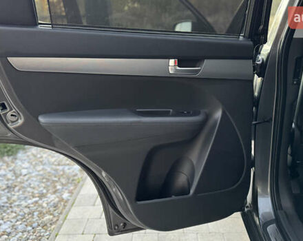 Сірий Кіа Соренто, об'ємом двигуна 2.2 л та пробігом 230 тис. км за 17100 $, фото 43 на Automoto.ua