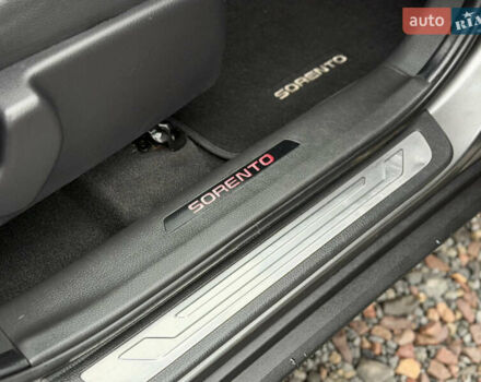 Серый Киа Соренто, объемом двигателя 2.2 л и пробегом 143 тыс. км за 17400 $, фото 26 на Automoto.ua