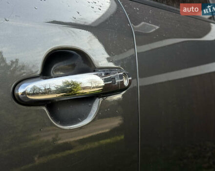 Серый Киа Соренто, объемом двигателя 2.2 л и пробегом 265 тыс. км за 15800 $, фото 15 на Automoto.ua