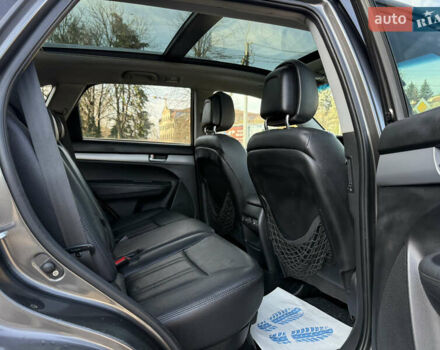 Серый Киа Соренто, объемом двигателя 2.2 л и пробегом 265 тыс. км за 15800 $, фото 25 на Automoto.ua