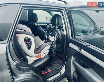 Серый Киа Соренто, объемом двигателя 2.2 л и пробегом 212 тыс. км за 16300 $, фото 27 на Automoto.ua