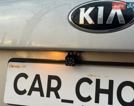 Серый Киа Соренто, объемом двигателя 2.36 л и пробегом 195 тыс. км за 10900 $, фото 12 на Automoto.ua