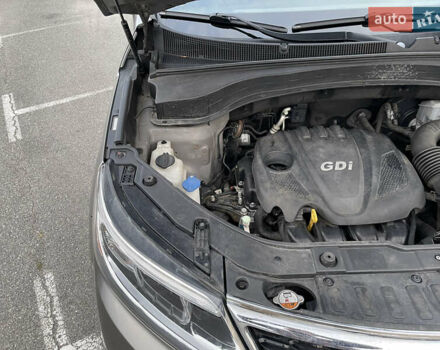 Сірий Кіа Соренто, об'ємом двигуна 2.36 л та пробігом 212 тис. км за 10000 $, фото 8 на Automoto.ua