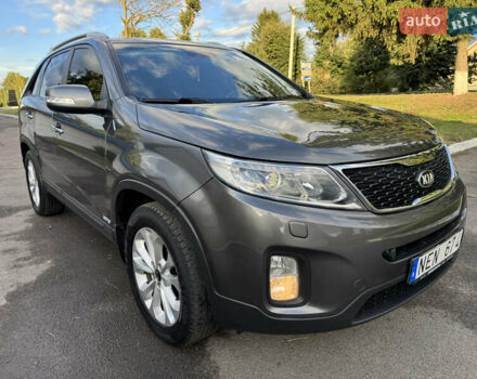 Сірий Кіа Соренто, об'ємом двигуна 2.2 л та пробігом 241 тис. км за 16300 $, фото 8 на Automoto.ua