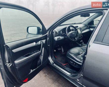 Серый Киа Соренто, объемом двигателя 2.2 л и пробегом 212 тыс. км за 16300 $, фото 11 на Automoto.ua