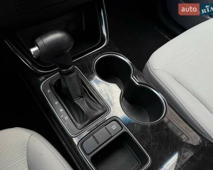 Киа Соренто 2013 в Стрые на Automoto.ua Серый Киа Соренто, объемом двигателя 2.36 л и пробегом 154 тыс. км за 10500 $, фото 14 на Automoto.ua