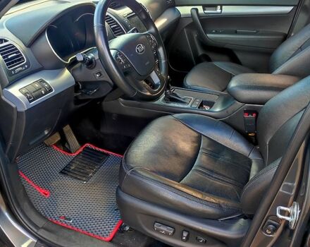 Сірий Кіа Соренто, об'ємом двигуна 2.2 л та пробігом 198 тис. км за 16800 $, фото 6 на Automoto.ua