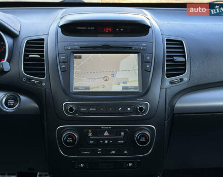 Серый Киа Соренто, объемом двигателя 2.2 л и пробегом 265 тыс. км за 15800 $, фото 29 на Automoto.ua